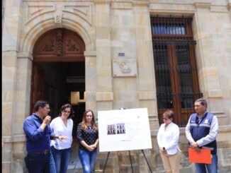Entrega Leo Montañez obra de rehabilitación de finca histórica en la calle Juan de Montoro