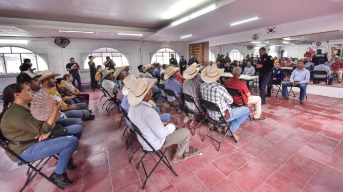 Secretario de Seguridad Pública del Estado presenta "Blindaje Aguascalientes" a ganaderos de Rincón de Romos