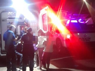 Policías Municipales de Aguascalientes brindaron apoyo a la familia de una menor de edad quien sufrió una picadura de alacrán en un domicilio en el fraccionamiento Cumbres III