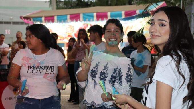 Encienden el ánimo en el Foro Nefelibata de la Feria de los Chicahuales 2023