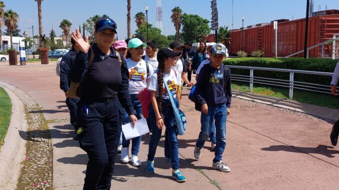 Hijos e Hijas de Policías de Aguascalientes conocen la importante labor de sus padres y madres a través de un Curso de Verano