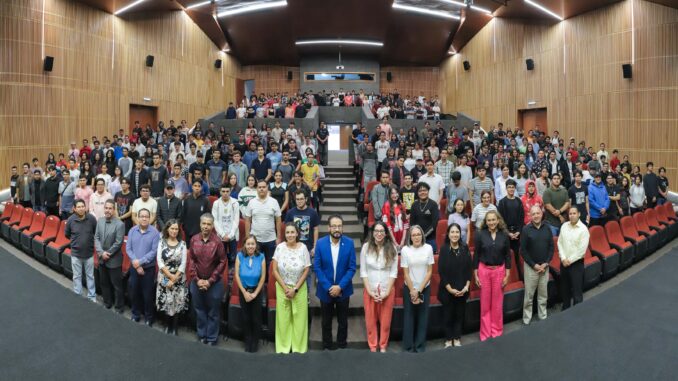 Centro de Ciencias Básicas de la UAA recibió a más de 500 estudiantes de nuevo ingreso