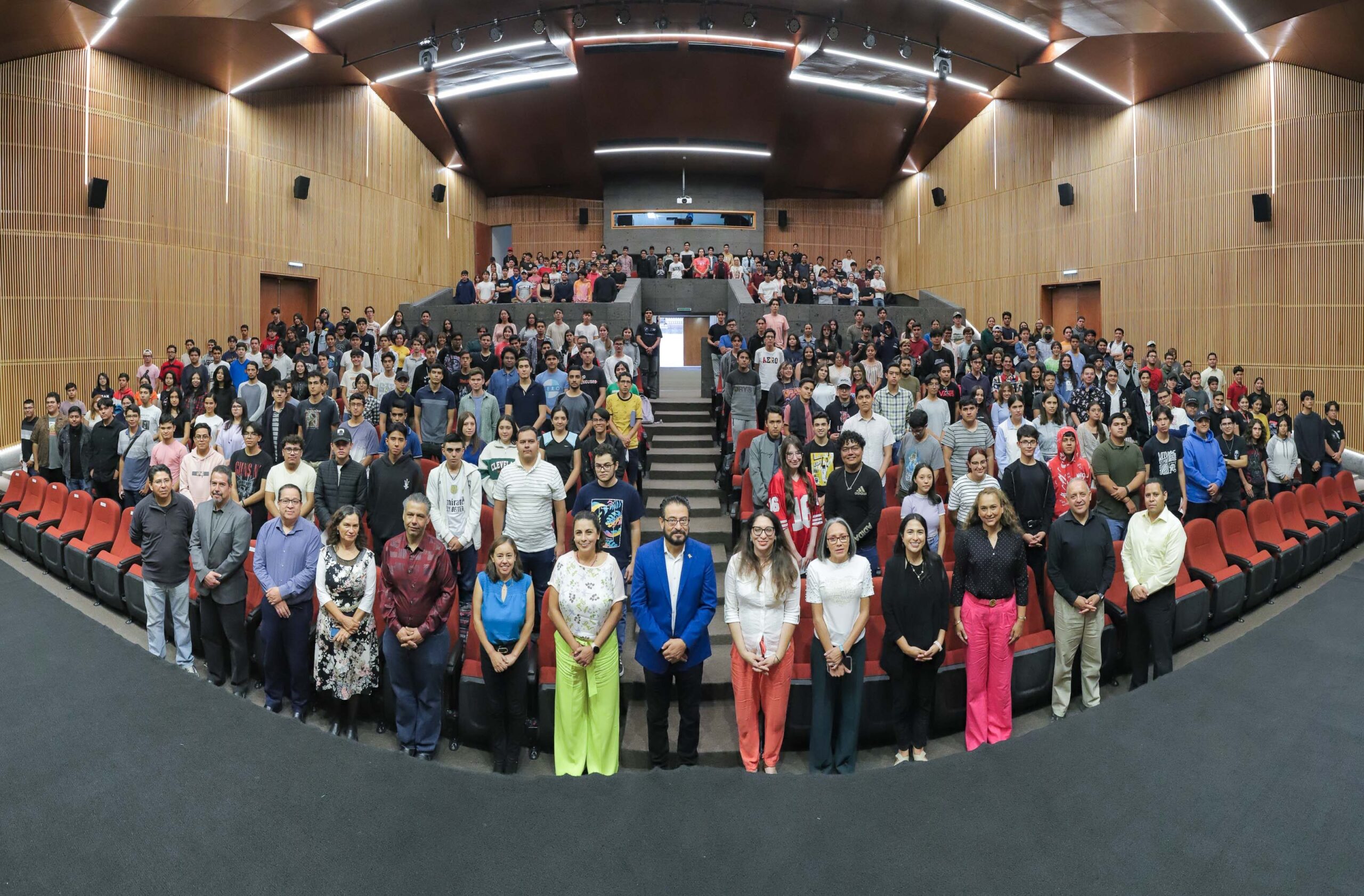 Centro de Ciencias Básicas de la UAA recibió a más de 500 estudiantes ...