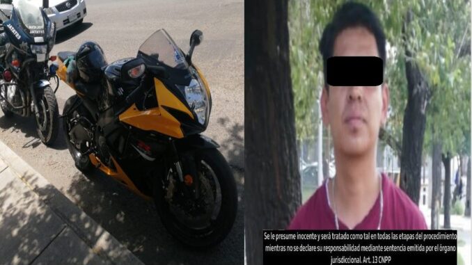 Detienen a una persona que llevaba una motocicleta robada