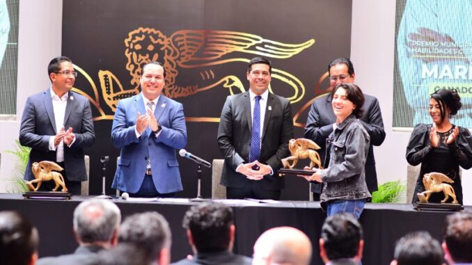 Premia Municipio de Aguascalientes a Jóvenes destacados en el ámbito deportivo, cultural, social, científico y académico
