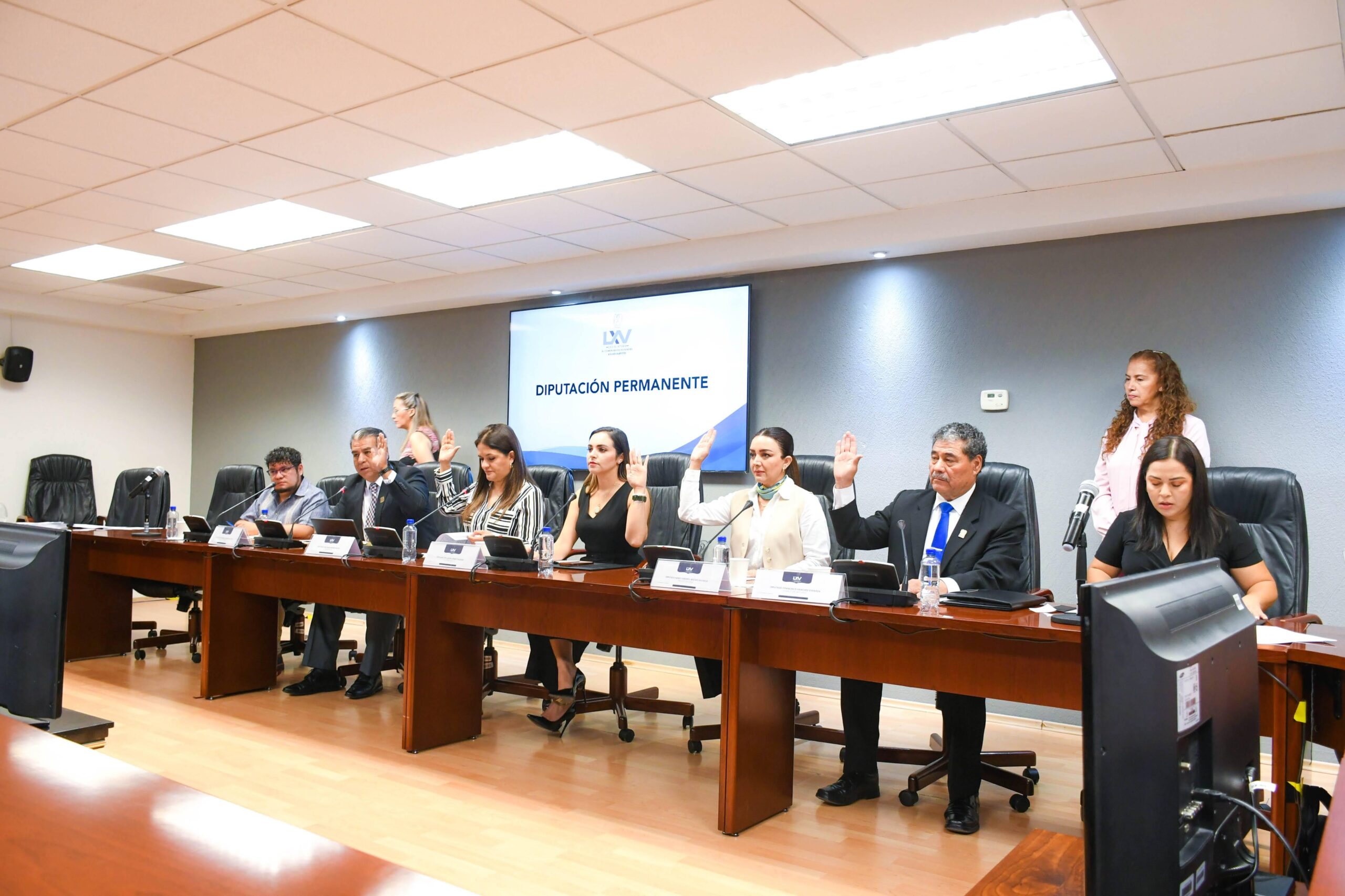 A unos días de iniciar el Ciclo Escolar 2023-2024, legislador@s fijaron Posicionamientos con respecto a los nuevos Libros de Texto Gratuitos en Aguascalientes