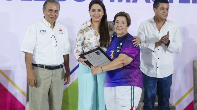 Con la participación de más de 600 equipos inaugura Gobernadora Tere Jiménez el Festival Nacional de Voleibol Máster 2023
