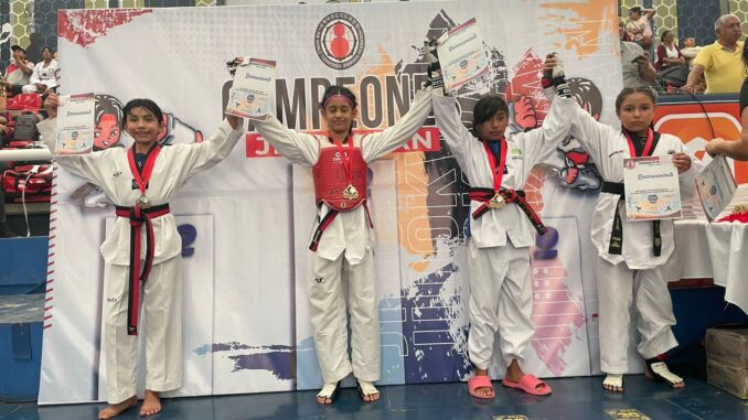 Taekwondoínes de Aguascalientes destacan en Torneo Nacional en Guanajuato