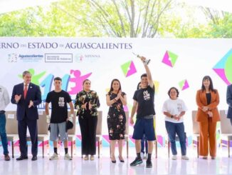 Gobernadora Tere Jiménez reitera su compromiso de impulsar mejores oportunidades para las y los adolescentes