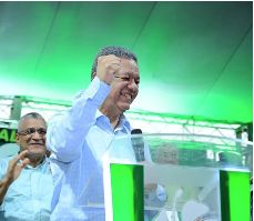 Leonel Fernández ex presidente de la República Dominicana, lamenta el "fracaso de la globalización"