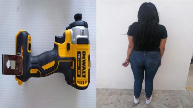 Oficiales de la Policía Municipal de Aguascalientes detienen a una persona del sexo femenino por el probable delito de robo en agravio de una tienda de autoservicio, especializada en la venta de herramientas