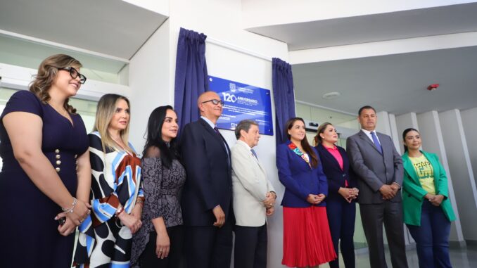 Con 160 millones de pesos, Gobernadora Tere Jiménez inaugura Unidad de Radioterapia, la más equipada en el país