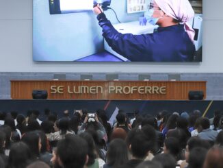Alrededor de 800 personas participan en las actividades de la 39 Semana Cultural de Estomatología de la UAA