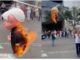 Trabajadores del Poder Judicial queman piñata de AMLO por desaparición de fideicomisos