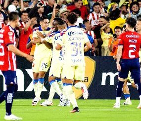América derrota a Chivas en un Clásico Nacional amistoso