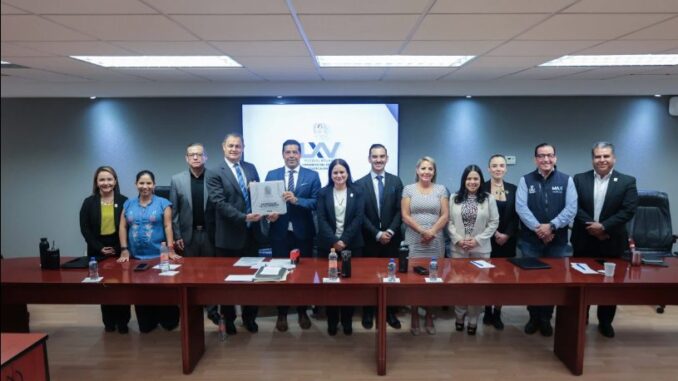 Presenta Leo Montañez Proyecto de Ley de Ingresos 2024 para el Municipio de Aguascalientes