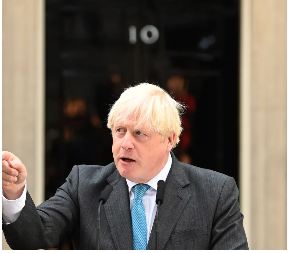 Los exasesores de Boris Johnson revelan su incompetente y caótica gestión de la pandemia