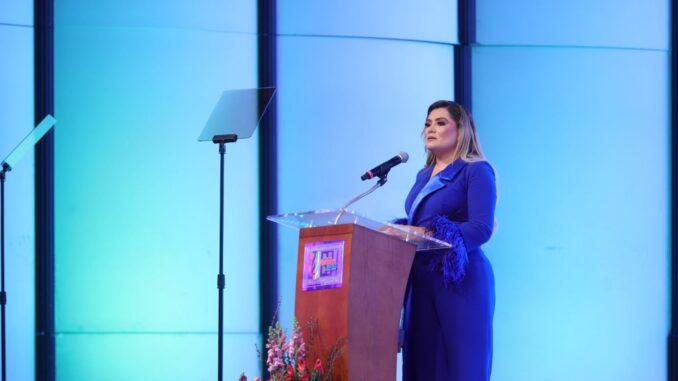 Presidenta del DIF Estatal, Aurora Jiménez, presentó su Primer Informe de Actividades; resaltó el compromiso con la familia y la inclusión