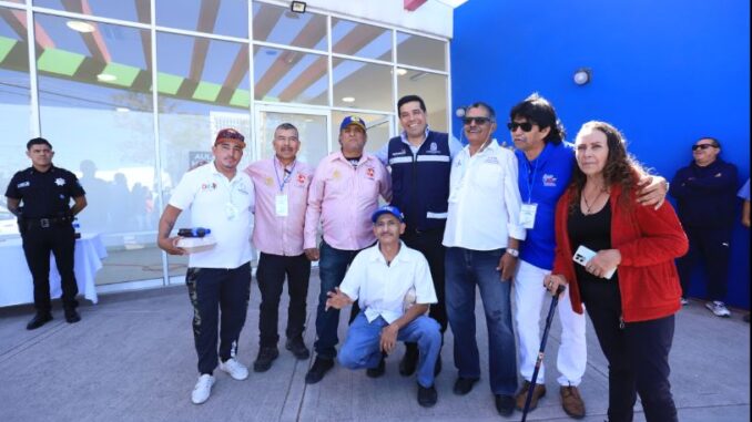 Reconoce Municipio de Aguascalientes a taxistas que promueven la inclusión social