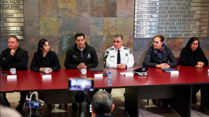 Entrega Leo Montañez nuevos Grados a Policías Municipales 2023 y presenta Convocatoria para pertenecer a la Policía Preventiva