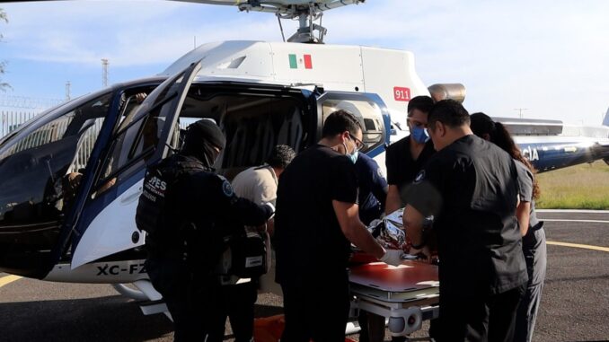 El Helicóptero Fuerza 1 auxilia a un inmigrante gravemente herido