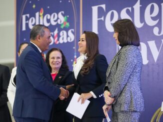 Refrenda Gobernadora Tere Jiménez su compromiso con la educación y con los Maestros de Aguascalientes