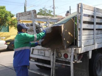 Continúa Municipio de Aguascalientes con servicio de recolección de muebles de desecho a domicilio