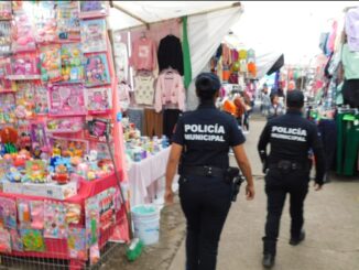 Policías Municipales de Aguascalientes fortalecen Operativos de Vigilancia en tianguis por temporada decembrina