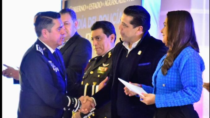 Reconoce Tere Jiménez el compromiso de los Policías de Aguascalientes; los llama a no bajar la Guardia
