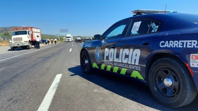 Aseguran vehículo con reporte de robo