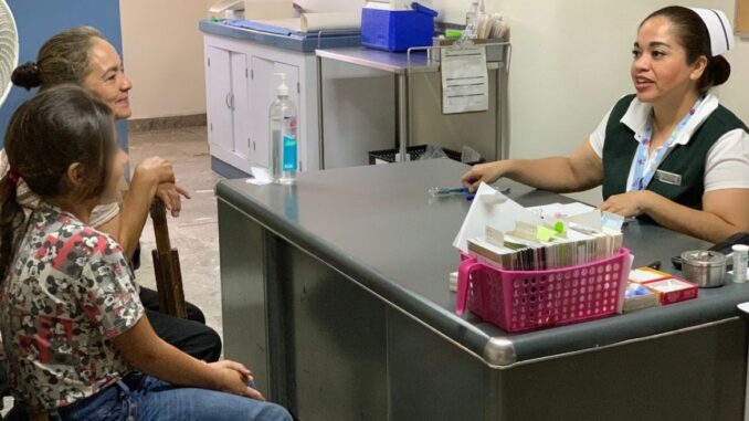 Invita IMSS Aguascalientes a mujeres prevenir virus del papiloma humano con vacuna