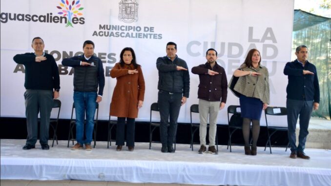 Reconoce Municipio de Aguascalientes a alumnos destacados de la Primaria "Presidentes de México"