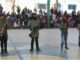  Niñas y niños reciben armas para defenderse del crimen en Guerrero