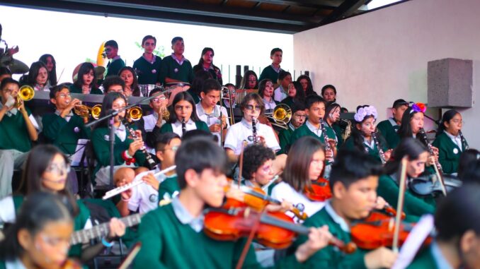 Estudiantes formarán el Mariachi Monumental Gigantes de Aguascalientes