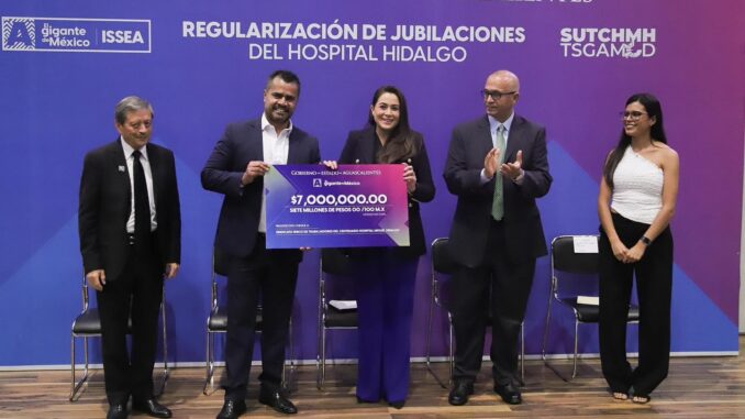 Entrega Gobernadora Tere Jiménez recursos para fortalecer el Programa de Jubilaciones del Hospital Hidalgo