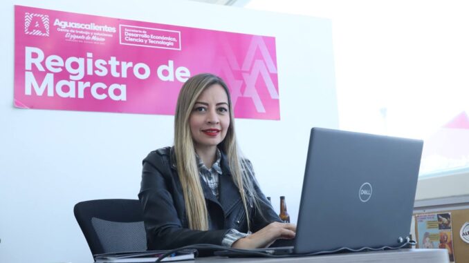 Gobernadora Tere Jiménez invita a Mujeres Empresarias a registrar su Marca