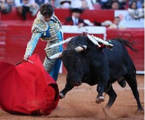 Jueza aplaza posible suspensión de corridas de toros en la Plaza México