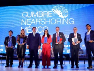 Participa Gobernadora Tere Jiménez en la Cumbre Nearshoring México "Productividad con visión de futuro" en CDMx