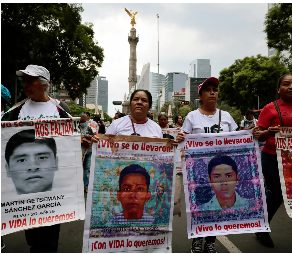 López Obrador dice que es probable no hallar a jóvenes de Ayotzinapa y que le "dolería"