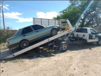Elementos de la Policía Municipal de Aguascalientes localizan y recuperan un vehículo con reporte de robo, en la colonia Trojes de Alonso