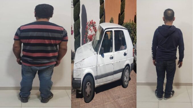 Policías Municipales de Aguascalientes detienen a dos personas por conducir un vehículo con reporte vigente de robo