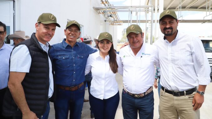 Respaldo total de la Gobernadora Tere Jiménez al sector lechero de Aguascalientes