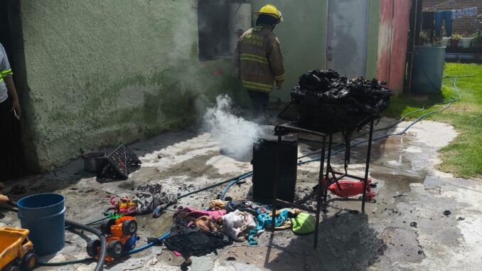 Atienden incendio en la comunidad Chicalote