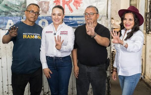 Martha Márquez es recibida en las casas y calles de Aguascalientes