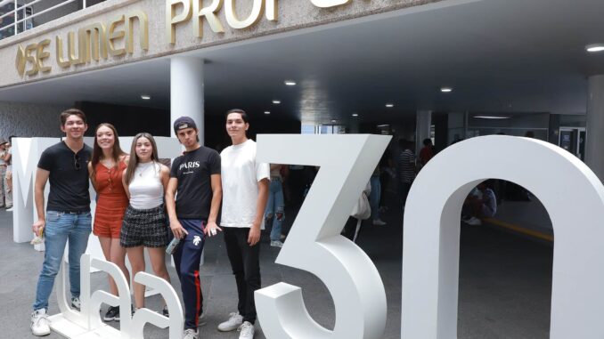 UAA celebra 30 años de la Licenciatura en Mercadotecnia con encuentro estudiantil