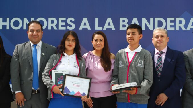 Estudiantes de Asientos ganan Festival Académico nacional de CECyTES; Tere Jiménez reconoce su esfuerzo