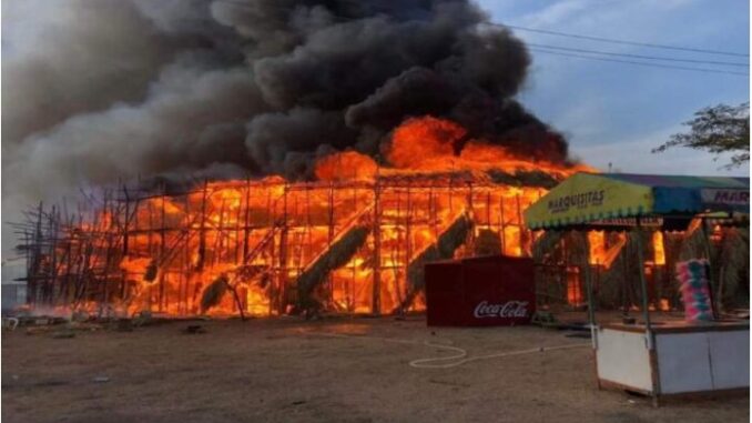 Yucatán: Se incendia ruedo de toros el día de su corrida inaugural