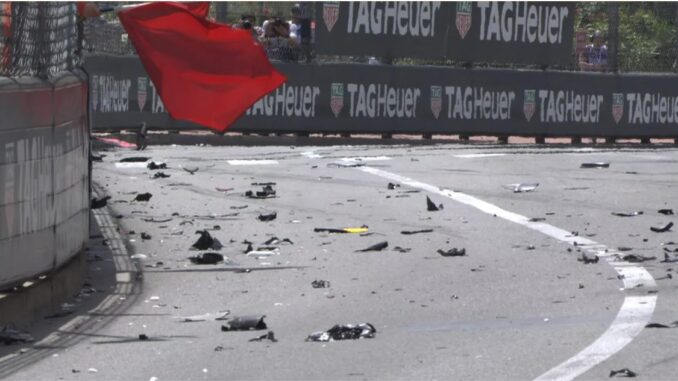 Bandera roja en Mónaco por accidente de "Checo" con los Haas