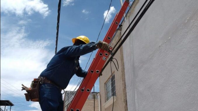 Aviso vial: anuncia Municipio de Aguascalientes cierre de carriles en calles del centro por retiro de cables