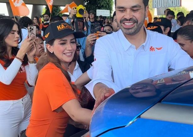 Aguascalientes se pintó de Naranja con la visita de Máynes al Mega crucero Fosfo Fosfo de Karla Espinoza